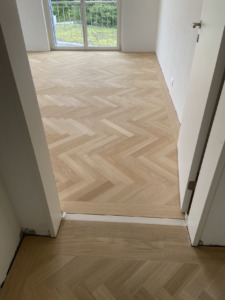 Eigentumswohnung Rothrist - SCHILLA Bodenbelags AG in Trimbach - Wir leben Boden! 9